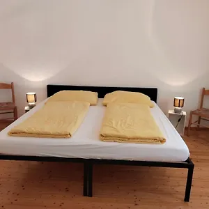 Ferienunterkuenfte In Sievering Mit Self-check-in Apartment